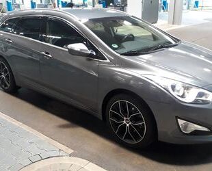 Hyundai Hyundai i40 cw 2.0 GDI Style Style Gebrauchtwagen