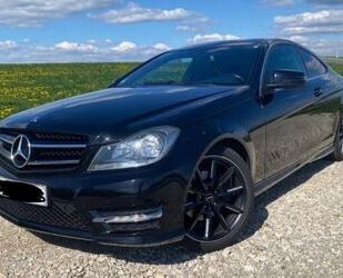 Mercedes-Benz Mercedes-Benz C 250 Coupé Autom. -AMG Paket Plus Gebrauchtwagen