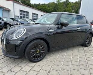 Mini MINI Cooper SE Hatch Navi, LED, PDC, DAB AppleCar Gebrauchtwagen