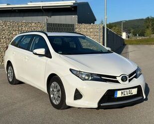 Toyota Toyota Auris 1.4 Turbodiesel KAT Cool Gebrauchtwagen