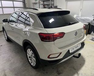 VW Volkswagen T-Roc 1.5TSI LIFE+DSG+NAV+digCOCKPIT+LE Gebrauchtwagen