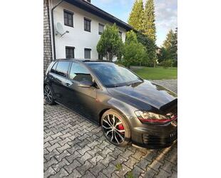 VW Volkswagen Golf 2.0 TSI BMT GTI Performance GTI Pe Gebrauchtwagen