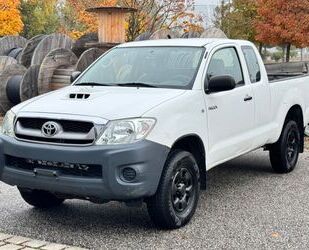 Toyota Toyota Hilux 2.5 D-4D*Extra Cab*4x4*AHK*DIFF SPERR Gebrauchtwagen