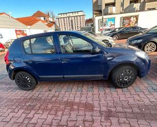 Dacia Dacia Sandero 1.2 16V 75 Eco2 Ambiance Ambiance Gebrauchtwagen