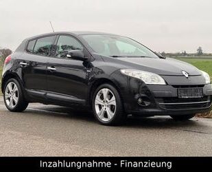 Renault Renault Megane III Lim. 5-trg. BOSE Edition/Klima/ Gebrauchtwagen