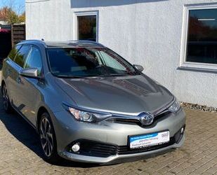 Toyota Toyota Auris Touring Sports Design Edition 1.6 D-4 Gebrauchtwagen