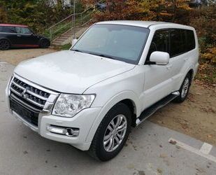 Mitsubishi Mitsubishi Pajero 3,2 DI-D 4WD Diamant Edition Aut Gebrauchtwagen