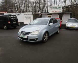 VW Volkswagen Jetta1.4 TSI United NAVI KLIMATR.PDC TÜ Gebrauchtwagen