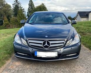 Mercedes-Benz Mercedes-Benz E 200 Coupé TOP ZUSTAND LIEBHABER Fz Gebrauchtwagen