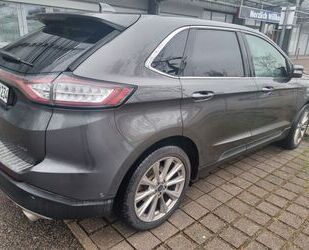 Ford Ford Edge 2,0 l TDCi Titanium 4X4 Gebrauchtwagen