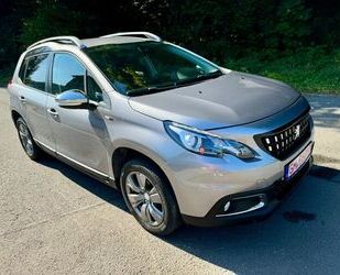 Peugeot Peugeot 2008 Style Klimaaut.PdcNaviAluGarantieLed Gebrauchtwagen