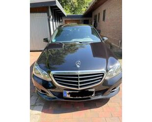 Mercedes-Benz Mercedes-Benz E 220 BlueTEC BE Edition ELEGANCE Au Gebrauchtwagen