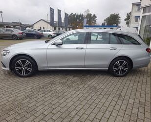 Mercedes-Benz Mercedes-Benz E 220 d T-Modell Avantgarde MBUX+LED Gebrauchtwagen