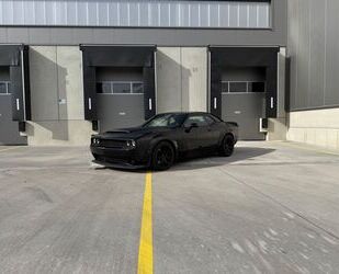 Dodge Dodge Challenger SRT all Black 6.4 Liter V8 Widebo Gebrauchtwagen