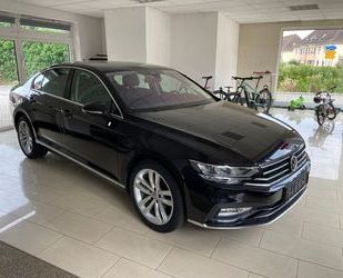 VW Volkswagen Passat Lim. Elegance,Navi,Teilleder,beh Gebrauchtwagen