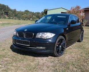 BMW BMW 118d Klima,Zv,Alu,17 Zoll,Allwetter Gebrauchtwagen