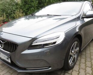 Volvo Volvo V40 T5*LED*Leder*Pano*Sound*E-Sitze*F-S-Heiz Gebrauchtwagen