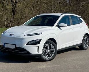 Hyundai Hyundai KONA EV Select 100kW *RW305KM*ACC*PDC*11kW Gebrauchtwagen