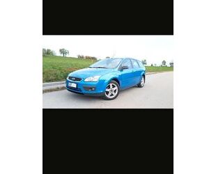 Ford Ford Focus 1,6 Ti-VCT Ghia Ghia TÜV 11/25 Gebrauchtwagen