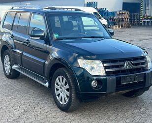 Mitsubishi Mitsubishi Pajero 3.2D-4WD-7Sitzer-Autom-Leder-Nav Gebrauchtwagen