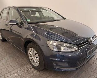 VW Volkswagen Golf VII Lim. BMT *1.HAND*DSG*NAVI*SHZ* Gebrauchtwagen