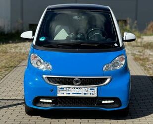 Smart Smart Fortwo 1.0 71PS Ice Shine Automatik Servo LE Gebrauchtwagen