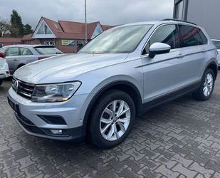 VW Volkswagen Tiguan 2,0 TDI DSG PANORAMA NAVI ALCANT Gebrauchtwagen