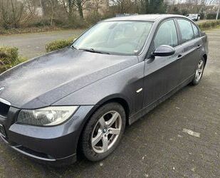 BMW BMW 318 Baureihe 3 Lim. 318i Gebrauchtwagen