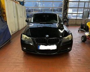 BMW BMW 318i - E90 LCI Gebrauchtwagen