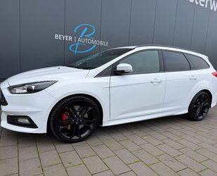 Ford Ford Focus Turnier ST*Navi*Tempomat*Bi-Xenon*Sony* Gebrauchtwagen