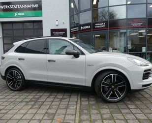 Porsche Porsche Cayenne E-Hybrid 340KW PANO/KAM/LED/22/BEL Gebrauchtwagen