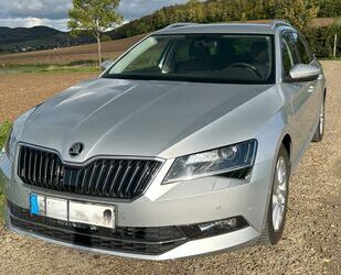 Skoda Skoda Superb 2.0 TDI DSG Style, Alcantara, Kamera Gebrauchtwagen