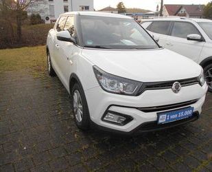 SsangYong Ssangyong Tivoli Quartz 1.6 P, 6AT 4WD Gebrauchtwagen