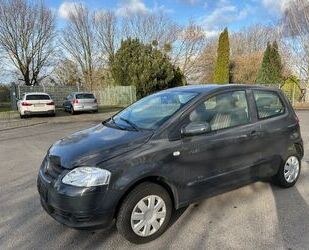 VW Volkswagen Fox 1.2 schwarz Gebrauchtwagen