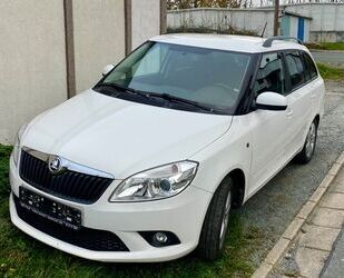 Skoda Skoda Fabia 1.2l TSI 63kW Ambition Combi , 1. Hand Gebrauchtwagen