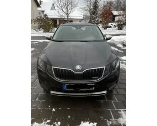 Skoda Skoda Octavia 2.0 TDI SCR DSG 4x4 Scout Combi Scou Gebrauchtwagen