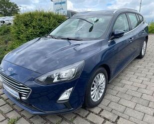 Ford Ford Focus Kombi TDCi120 Auto Titanium Navi/LMF/DA Gebrauchtwagen