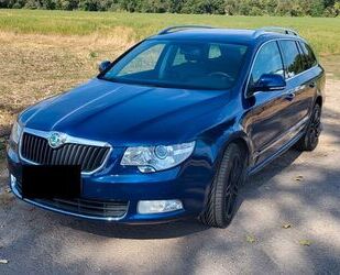 Skoda Skoda 1.8 TSI Elegance+Kombi+Leder+Bi-Xenon+PDC+AB Gebrauchtwagen