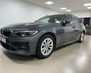 BMW BMW 3 Touring 320 d*PDC*AC*HUD*SHEFT*LMF*TEMP*NAVI Gebrauchtwagen