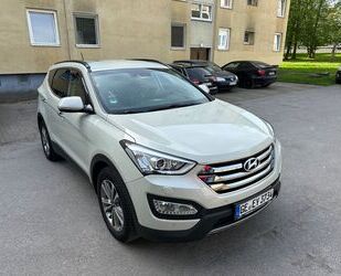 Hyundai Hyundai Santa Fe 2.2 CRDi Style 2WD Gebrauchtwagen