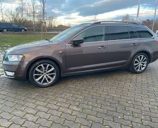 Skoda Skoda Octavia 2.0 TDI Green tec DSG Edition Combi Gebrauchtwagen