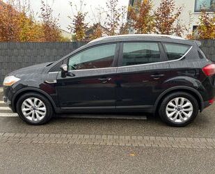 Ford Ford Kuga Titanium, guter Zustand-------Allradantr Gebrauchtwagen