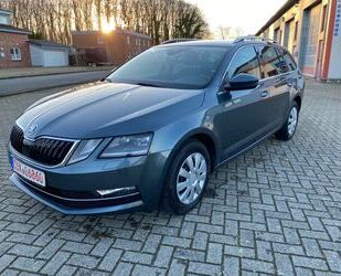 Skoda Skoda Octavia Combi Style 1,6 TDI DSG Navi Sitzhei Gebrauchtwagen