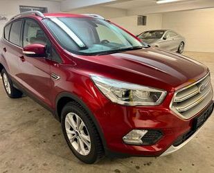 Ford Ford Kuga AWD 4X4 Titanium 1. Hand AHK RFK Gebrauchtwagen