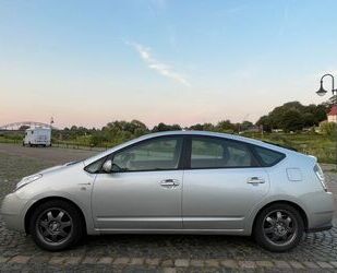 Toyota Toyota Prius Hybrid 1.5 - NEUE Hybrid BATTERIE!! Gebrauchtwagen