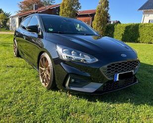 Ford Ford Focus 2,3 EcoBoost ST Styling-Paket ST Styli. Gebrauchtwagen