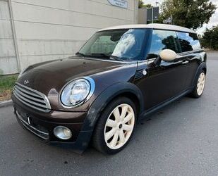 Mini MINI COOPER_D Clubman Cooper D*AHK*SHZ*Tüv 02.2026 Gebrauchtwagen