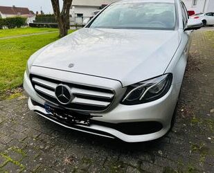 Mercedes-Benz Mercedes-Benz E 220 d Autom. - Gebrauchtwagen