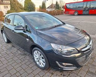 Opel Opel Astra J Lim. 5-trg. Active 1.4*2.Hand*SHZ*PDC Gebrauchtwagen