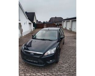 Ford Ford Focus Turnier 1,6 Gebrauchtwagen